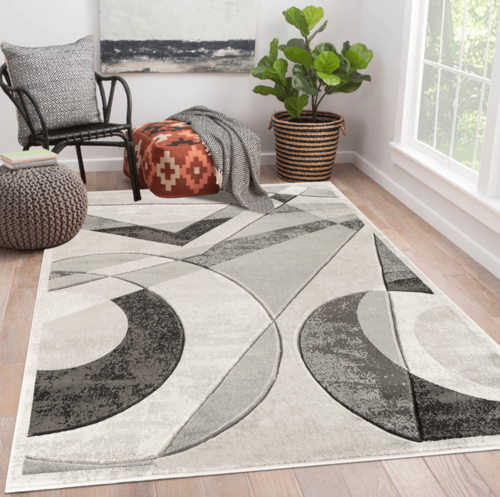 Hand-Carved Geometric Grey Polypropylene Rug - 3'8