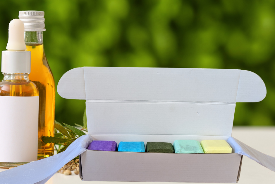 CBD Shower Steamers Gift Set with CBD - 5 Big Fizzies (THC Free) by Lizush