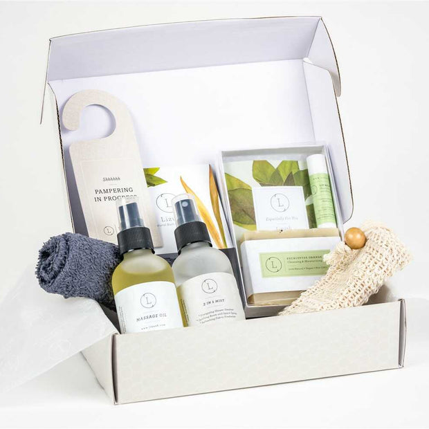 Bath and Body skincare gift box for men, special soothing and massaging basket gift set - Lizush