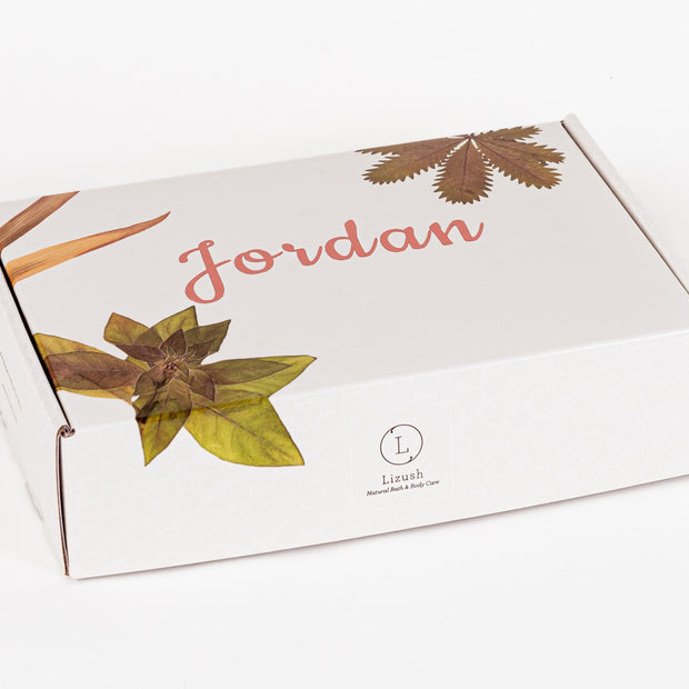 Organic full care new baby gift set - welcome little one! by Lizush