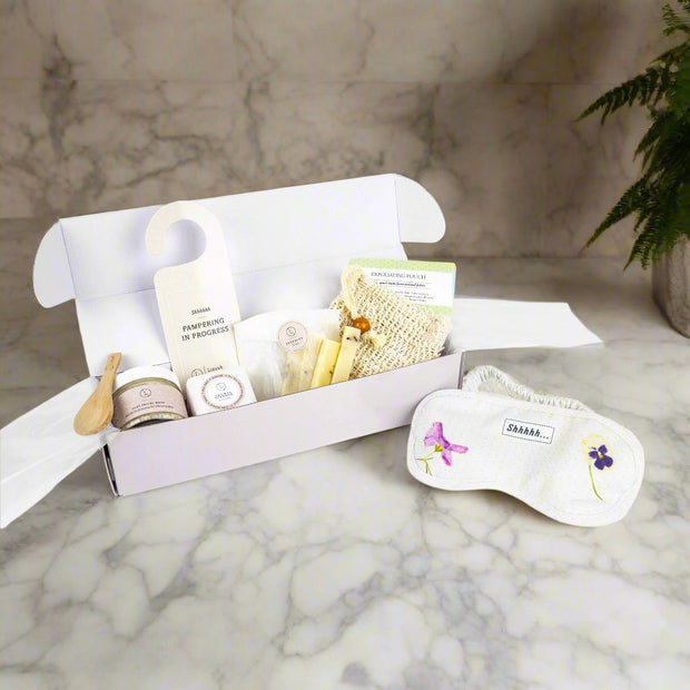 Pamper gift | pamper box | Gift for Co-worker |Nurse\career | Mom | Sister | BFF | Affection | appreciation by Lizush